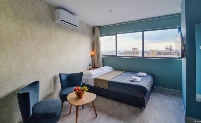 Apartment with sea view