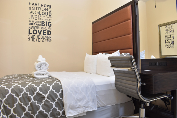 Chicagoland Guest house