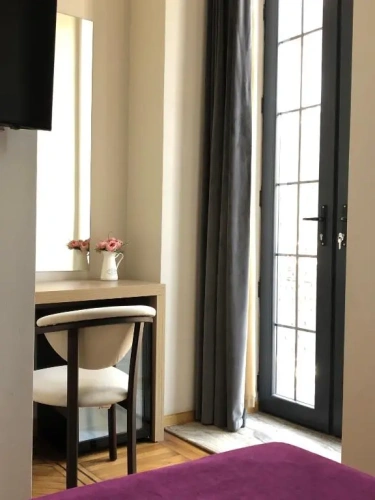 Standard room with city view