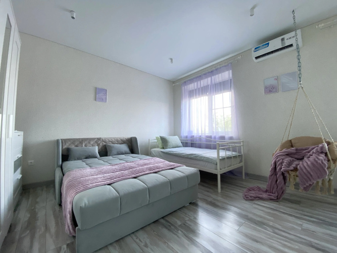 Фотография номера квартиры Апартаменты Атмосферная студия с качелями Приморский район