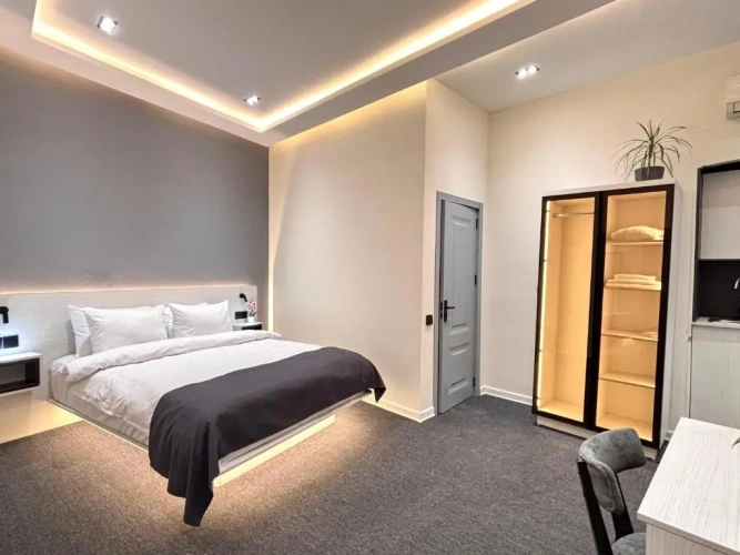 2 Bedrooms Deluxe room with courtyard view