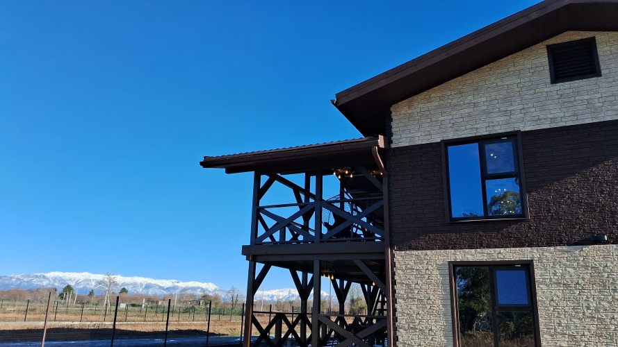 Mini-Otel Shale