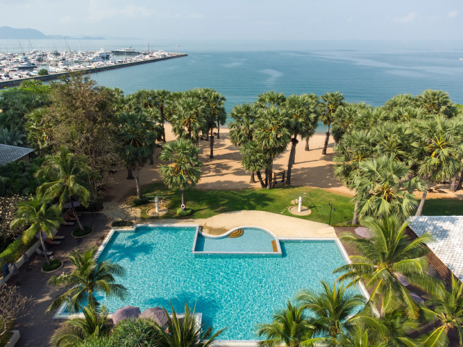 Ravindra Beach Resort And Spa