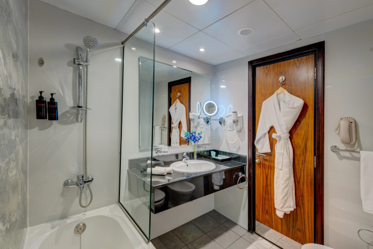 Hawthorn Suites By Wyndham Abu Dhabi City Center photo 46
