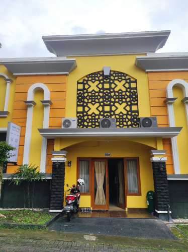 Adiputra Tata Bumi Guest house