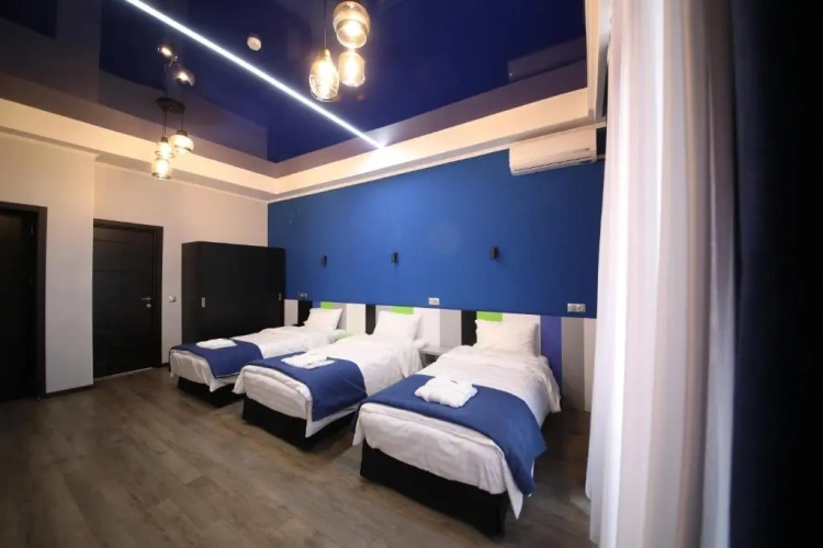 Standard Triple room with balcony