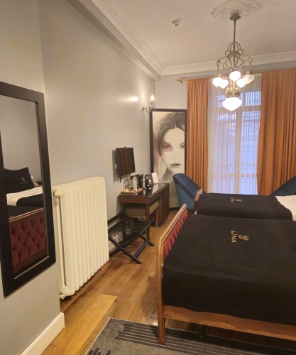 Design Twin room with balcony
