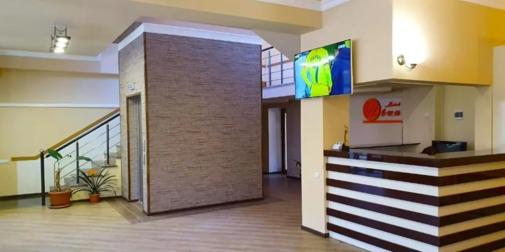 Mina Hotel