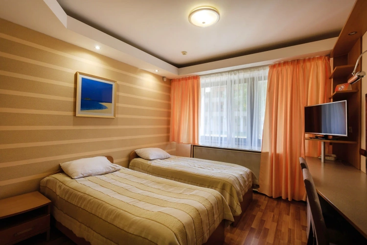 1-Room Standard Twin Room (Building 4)
