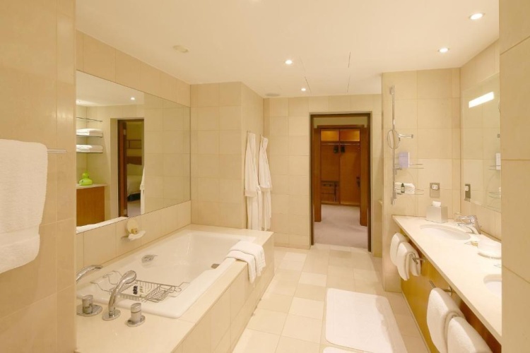 Canary Riverside Plaza Hotel photo 21