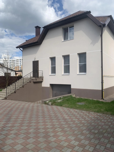 Chastny Dom V Tsentre Minska