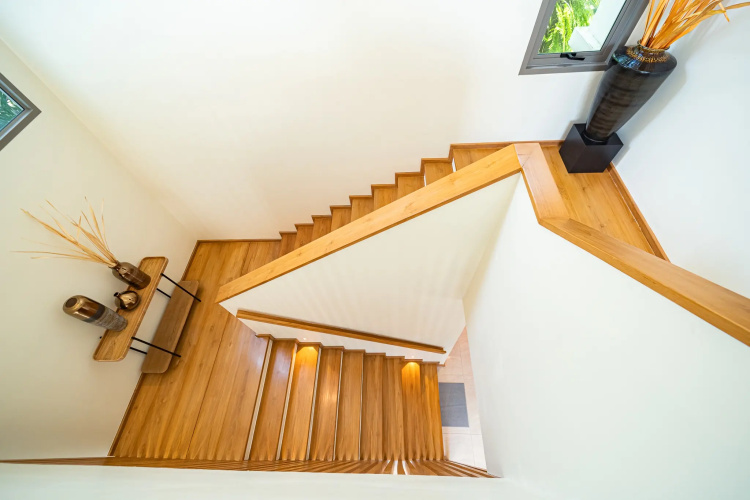 Teak 5 Bed Luxurious Pool 117 Villa