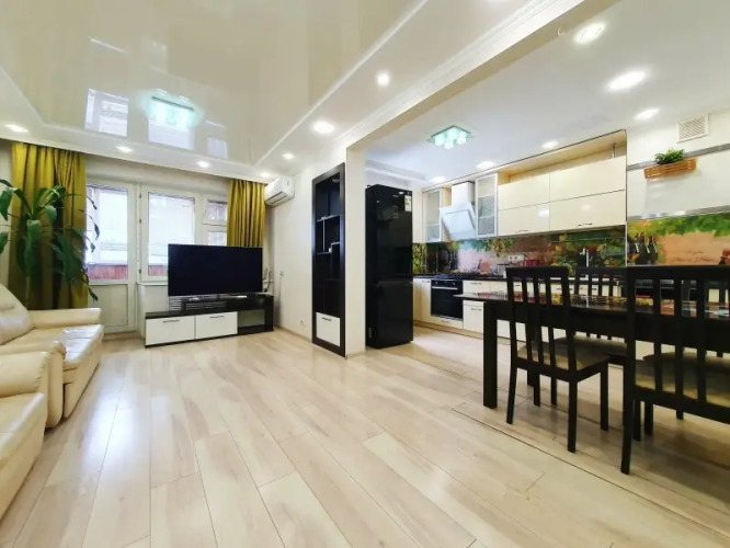 Фотография номера квартиры Квартира 3 Комнатная Рядом с Ривьерой