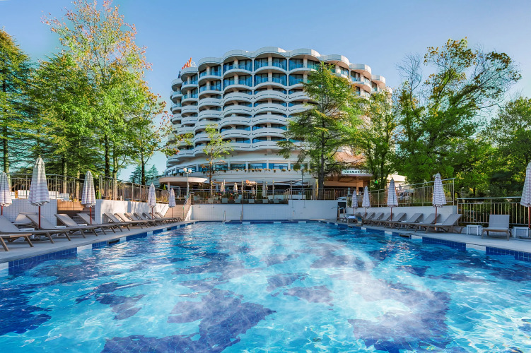 Отель Cosmos Stay Le Rond Sochi 4*