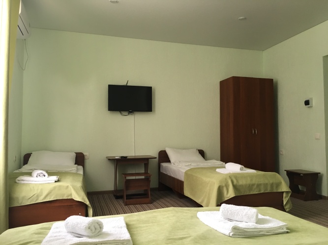 Deluxe Quadruple room