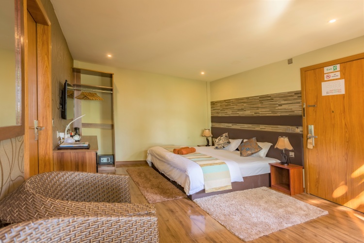 Double Suite with balcony and with sea view