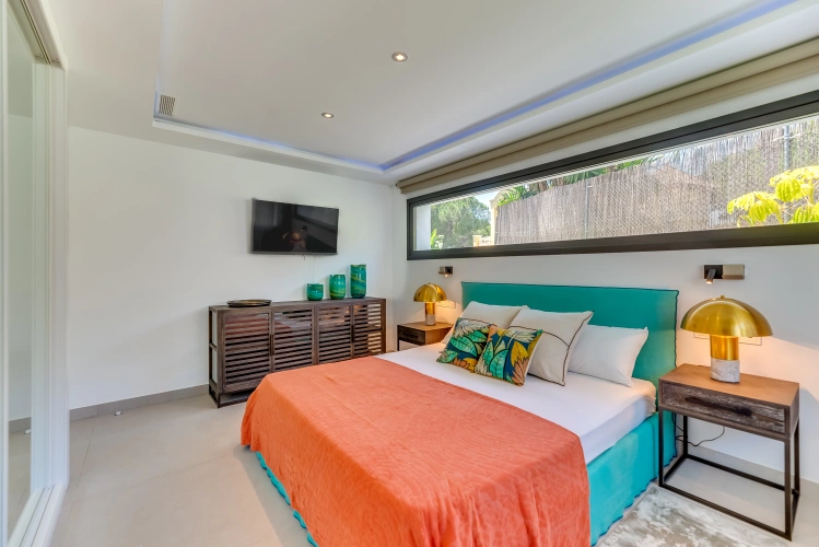 5 Bedrooms Villa with balcony