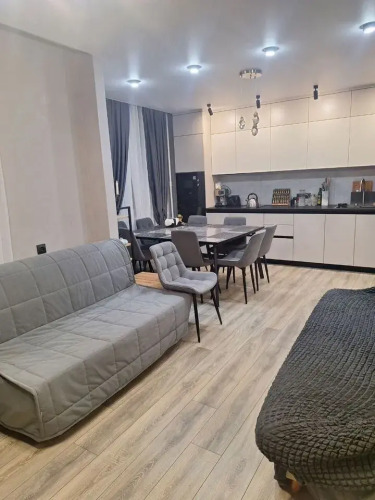 Фотография номера квартиры Квартира с Сoвpeменным Дизaйнepcким Рeмонтом в Новом Киpпичном Домe