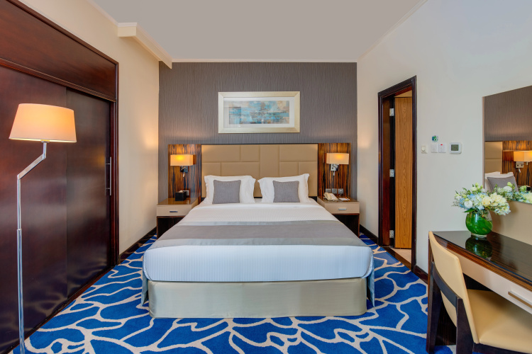 Hawthorn Suites By Wyndham Abu Dhabi City Center photo 30