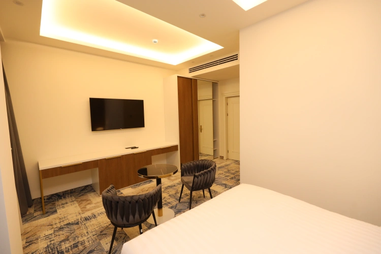 Deluxe Double room with pool view