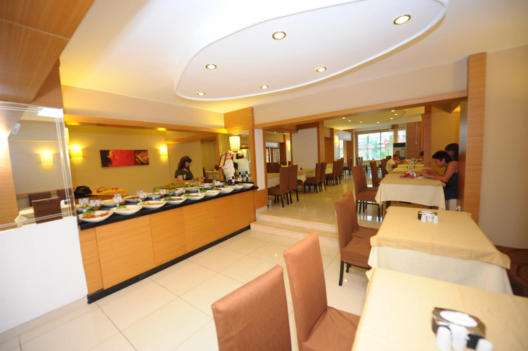 Karael Hotel