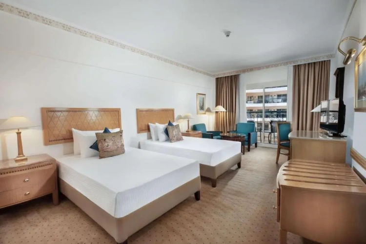 Classic room with balcony