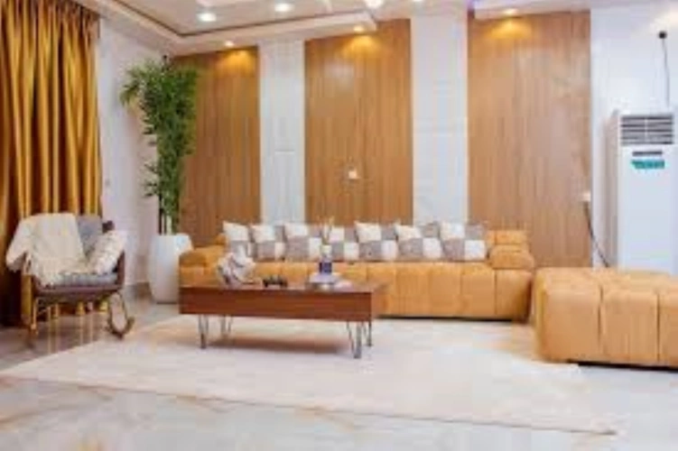 3 Bedrooms Apartment with city view