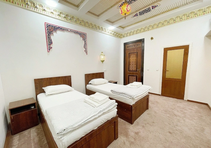 Standard Twin room with view