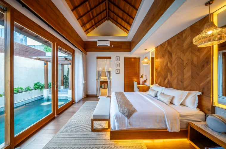 1 Bedroom Suite with pool view