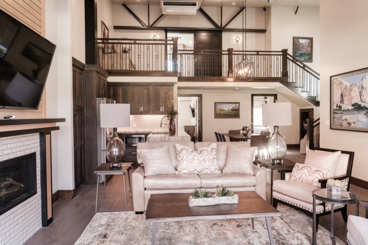Grand room