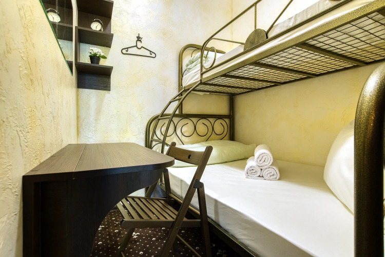 Фотография номера гостиницы Winterfell на Новокузнецкой