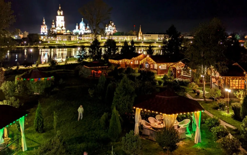 Отель Дивный дворик Park & Spa Hotel