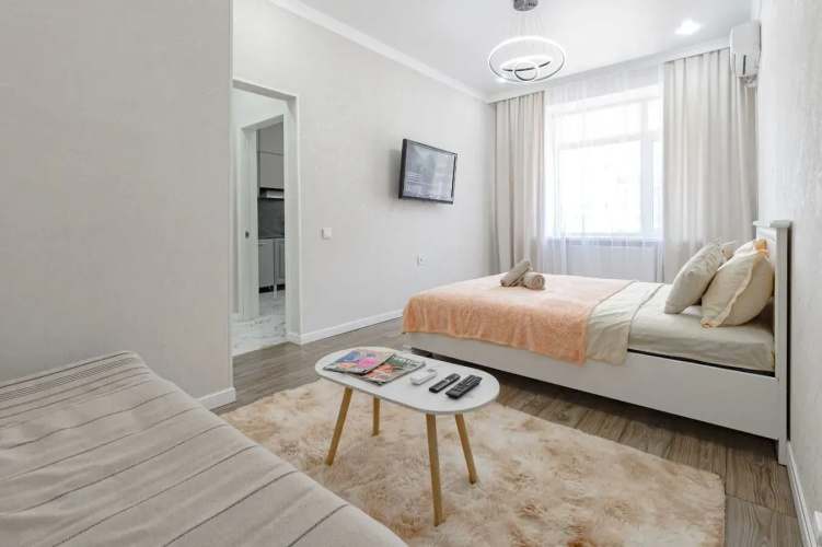 Nezhny Persik Flat