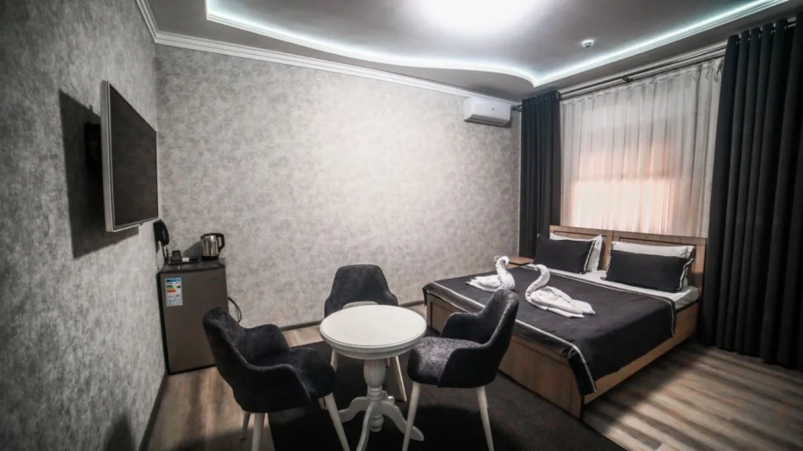 Standard Double room with view
