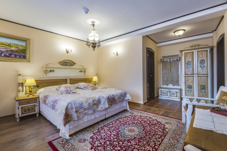 Standard Twin room with balcony and with view