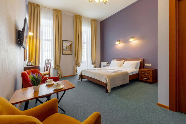 Фотография номера гостиницы Соло на наб. реки Мойки, 82.