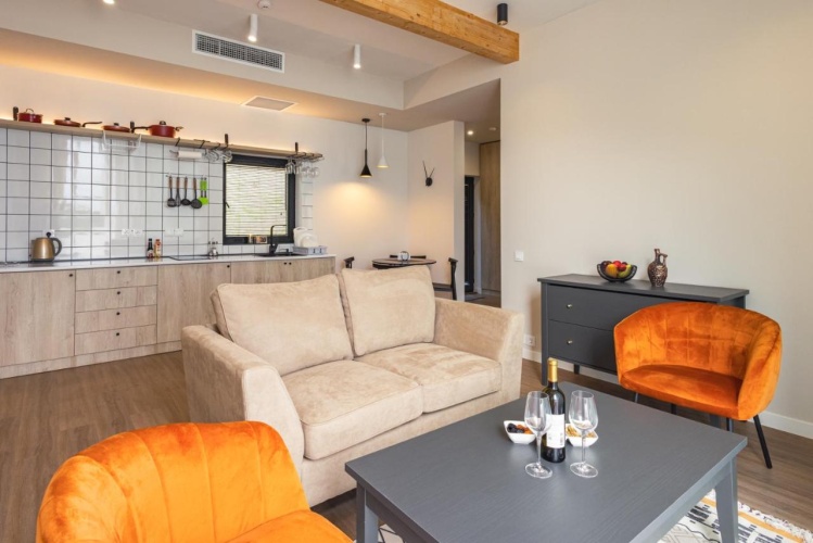 Deluxe Cottage with balcony and with view