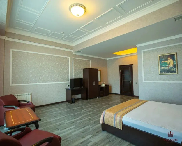 Regnum Restaurant Hotel