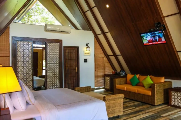 Deluxe Double room with view