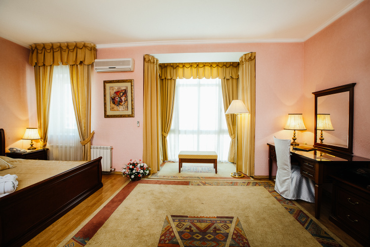 Double Suite with city view