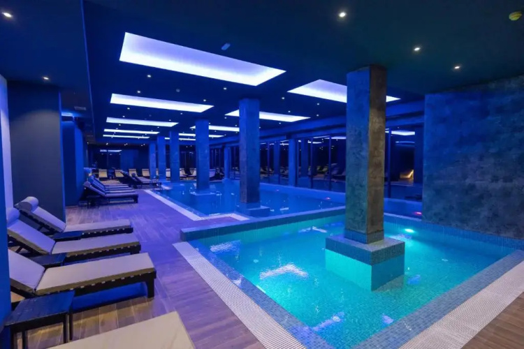 Hotel Aris