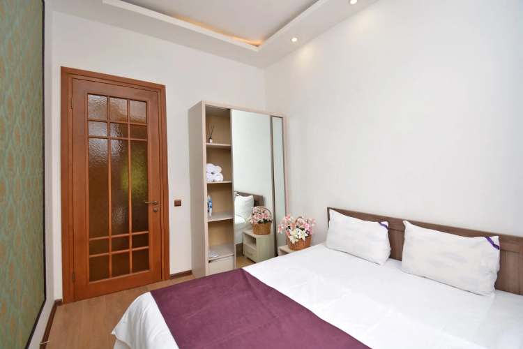 Nalbandyana 7 Apartments