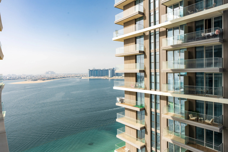 Stayis - Emaar Beach Front 1 BR suite With beach access Apartments