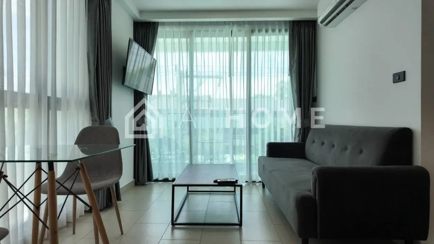 The Breeze Condominium Apartments
