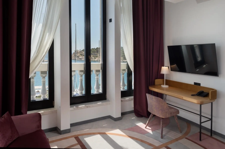Deluxe room