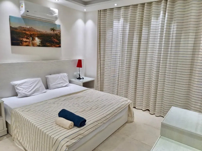 2 Bedroom Apartment With Outdoor Area