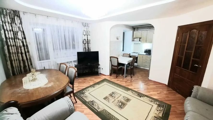 Akan Sere 90A Apartments
