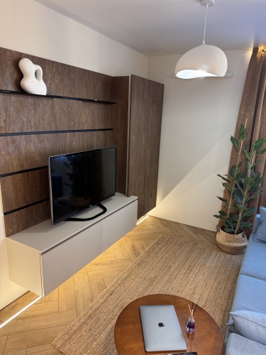 1 Bedroom Apartment with view