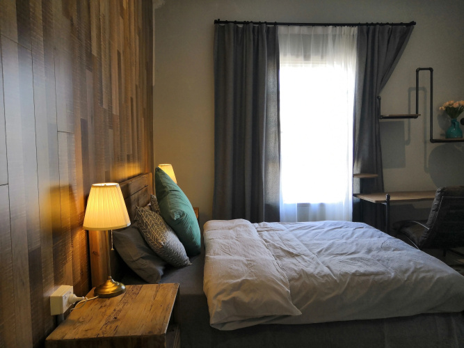 Summers' Holiday Inn Mini-Hotel