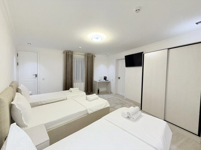 Superior Triple room